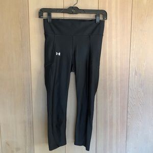 Under Armour Black Cropped Athliesure Leggings